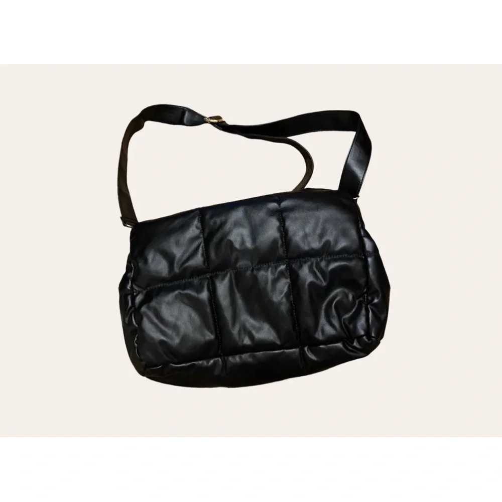 Anthropologie Black Edison Foldover Quilted Shoulder Bag - Picture 3 of 6